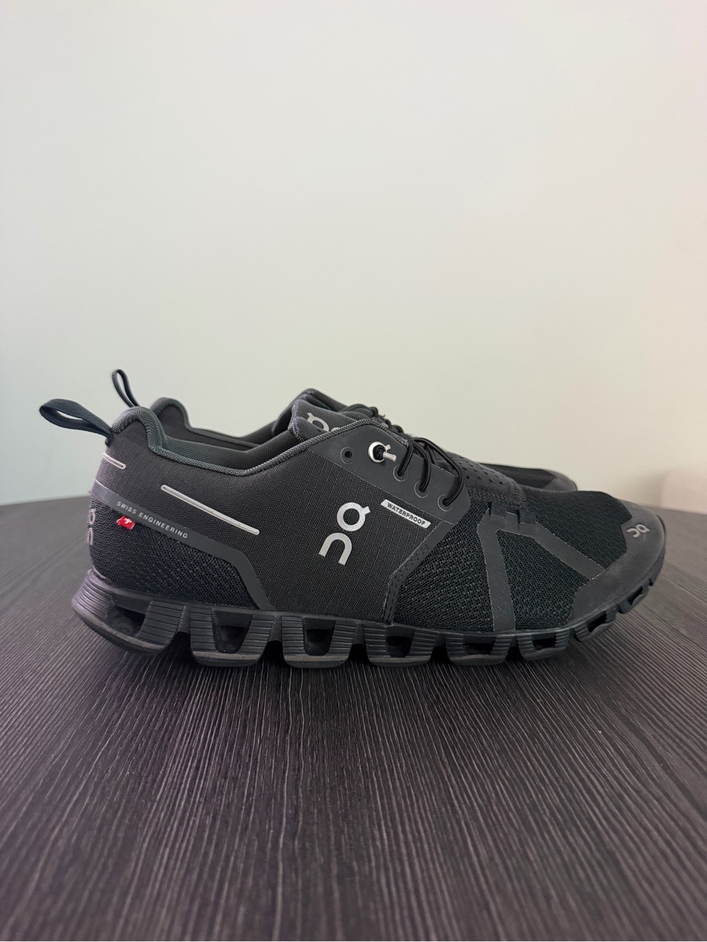 On Running Cloud Waterproof 5 Men’s Running Shoes - Black
